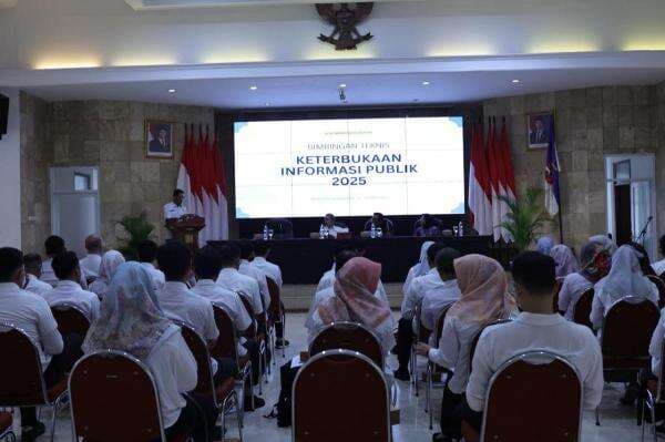 Wali Kota Bogor Tekankan Keterbukaan Informasi Sebagai Komitmen Bersama Wali Kota Bogor Tekankan Keterbukaan Informasi Sebagai Komitmen Bersama