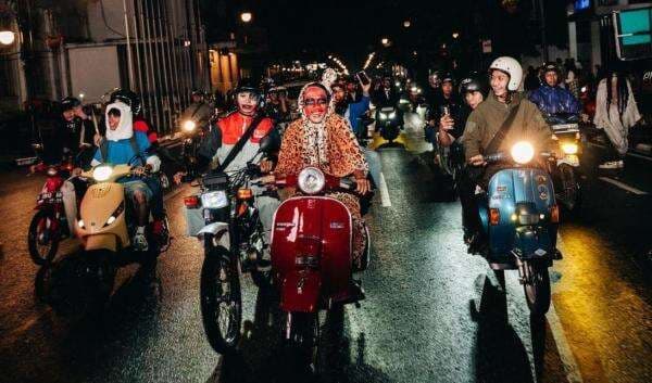 Unik, Komunitas Motor Ini Rayakan Halloween Bernuansa Horor Riding Merinding Unik, Komunitas Motor Ini Rayakan Halloween Bernuansa Horor Riding Merinding