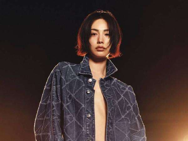 Viral Artis Korea Nana Berhasil Kalahkan Maling di Rumahnya, Endingnya Puas Banget! Viral Artis Korea Nana Berhasil Kalahkan Maling di Rumahnya, Endingnya Puas Banget!