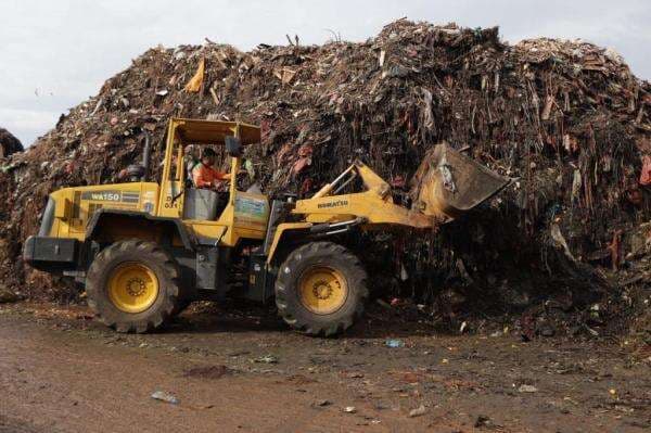Gunungan Sampah di Pasar Kramat Jati Mengganggu, Pramono Minta Dirut Pasar Jaya Bereskan Gunungan Sampah di Pasar Kramat Jati Mengganggu, Pramono Minta Dirut Pasar Jaya Bereskan