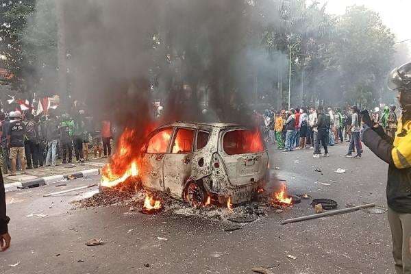 Kontras Terima Laporan 10 Orang Hilang di Jakarta dan Jabar saat Demo Ricuh, Ini Daftarnya Kontras Terima Laporan 10 Orang Hilang di Jakarta dan Jabar saat Demo Ricuh, Ini Daftarnya