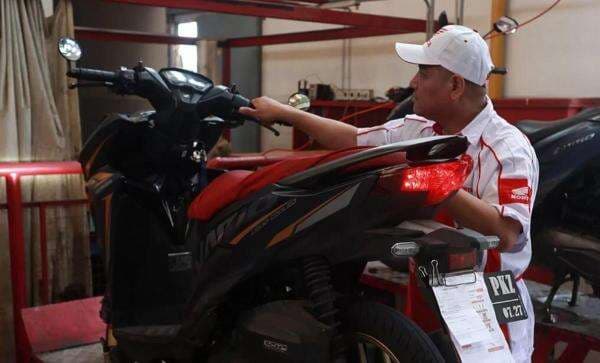 Lampu Motor Bermasalah, Jangan Langsung Ganti Aki Cek Komponen Ini Lampu Motor Bermasalah, Jangan Langsung Ganti Aki Cek Komponen Ini