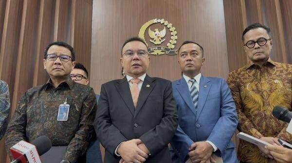 Dasco Ungkap Kondisi Bank Himbara Saat Ini Dasco Ungkap Kondisi Bank Himbara Saat Ini
