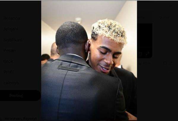 Bukan Cemburu, Ini Reaksi Mengejutkan Lamine Yamal Saat Ousmane Dembele Raih Ballon d'Or 2025! Bukan Cemburu, Ini Reaksi Mengejutkan Lamine Yamal Saat Ousmane Dembele Raih Ballon d'Or 2025!