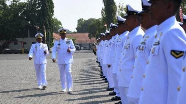 314 Prajurit TNI AL Dilantik Jadi Bintara, Serda Agus Wahurianto Raih Lulusan Terbaik 314 Prajurit TNI AL Dilantik Jadi Bintara, Serda Agus Wahurianto Raih Lulusan Terbaik
