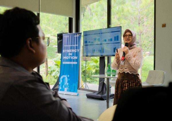 Bank Mandiri Perkuat Ekonomi Kerakyatan Jawa Barat lewat Sinergi Layanan Keuangan Bank Mandiri Perkuat Ekonomi Kerakyatan Jawa Barat lewat Sinergi Layanan Keuangan