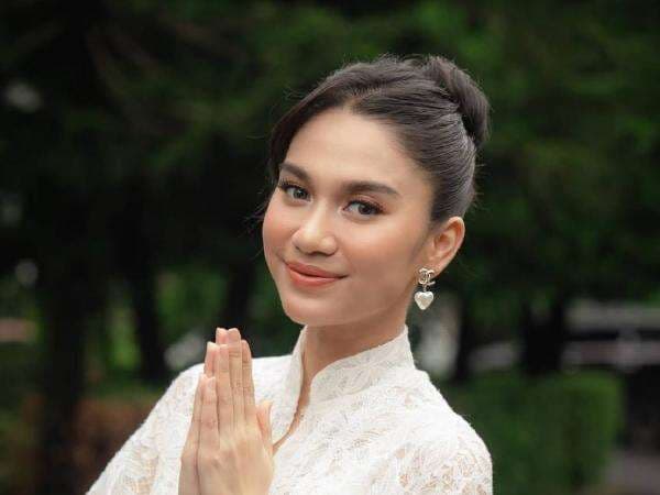 Geger! Azizah Salsha Bocorkan Rahasia Perceraian dengan Pratama Arhan Geger! Azizah Salsha Bocorkan Rahasia Perceraian dengan Pratama Arhan