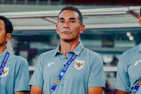Gerald Vanenburg Banjir Dukungan, Jelang Laga Indonesia vs Malaysia U-23 di Piala AFF U-23 2025 Gerald Vanenburg Banjir Dukungan, Jelang Laga Indonesia vs Malaysia U-23 di Piala AFF U-23 2025