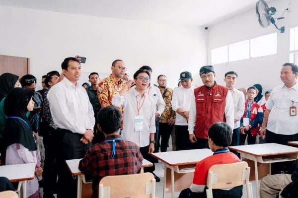 Siapkan 15.000 Laptop dan Seragam Sekolah Rakyat, Mensos Gus Ipul: Tidak Ada Kongkalikong! Siapkan 15.000 Laptop dan Seragam Sekolah Rakyat, Mensos Gus Ipul: Tidak Ada Kongkalikong!