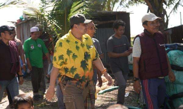 Munafri Blusukan ke Pulau Terluar Makassar, Jemput Aspirasi Warga Munafri Blusukan ke Pulau Terluar Makassar, Jemput Aspirasi Warga