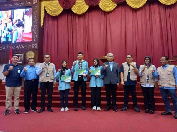 Ribuan Mahasiswa Peserta KKN UNS Dilindungi BPJS Ketenagakerjaan Ribuan Mahasiswa Peserta KKN UNS Dilindungi BPJS Ketenagakerjaan