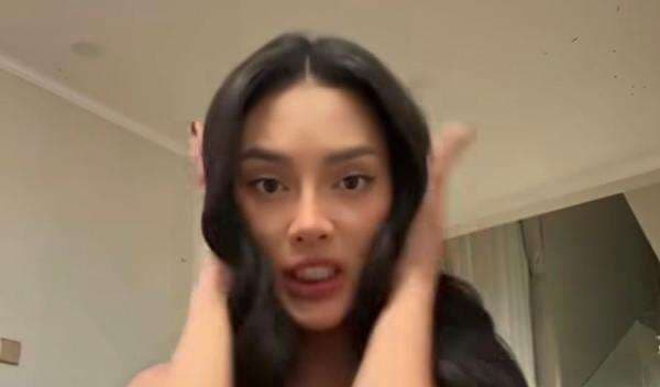 Jadi Ibu Tunggal Erika Carlina Khawatir Salah Mengasuh Anak Jadi Ibu Tunggal Erika Carlina Khawatir Salah Mengasuh Anak