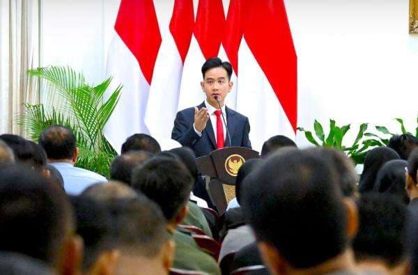 Heboh! Wapres Gibran Sebut Parfum Louis Vuitton dan Gucci Gunakan Kemenyan Heboh! Wapres Gibran Sebut Parfum Louis Vuitton dan Gucci Gunakan Kemenyan