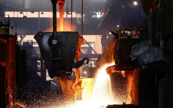 Hilirisasi Nikel Meningkat, Stabilitas Iklim Investasi Perlu Dijaga Hilirisasi Nikel Meningkat, Stabilitas Iklim Investasi Perlu Dijaga