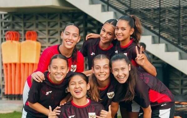 Persiapan SEA Games 2025 dan FIFA Matchday, Timnas Putri Indonesia Gelar TC Intensif di Jepang Persiapan SEA Games 2025 dan FIFA Matchday, Timnas Putri Indonesia Gelar TC Intensif di Jepang