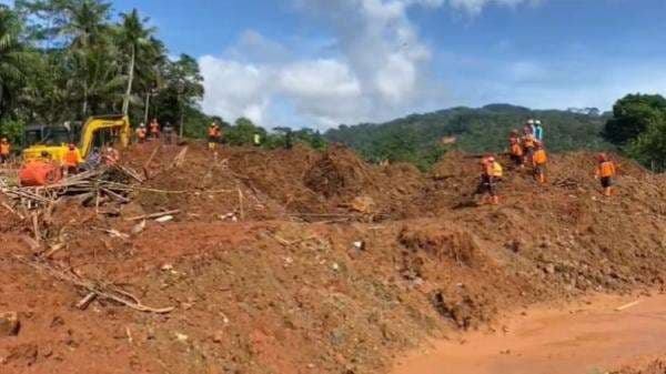5 Belum Ditemukan, Hari Ketujuh Pencarian Korban Longsor Cilacap Difokuskan 3 Titik 5 Belum Ditemukan, Hari Ketujuh Pencarian Korban Longsor Cilacap Difokuskan 3 Titik