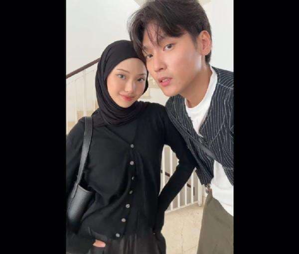 Perbedaan Postingan Jule dan Daehoon, Netizen Soroti Suami Lebih Sering Urus Anak Perbedaan Postingan Jule dan Daehoon, Netizen Soroti Suami Lebih Sering Urus Anak