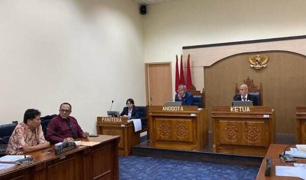 Bonatua Silalahi Ungkap Alasan Butuh Salinan Data Primer Ijazah Jokowi dari ANRI Bonatua Silalahi Ungkap Alasan Butuh Salinan Data Primer Ijazah Jokowi dari ANRI