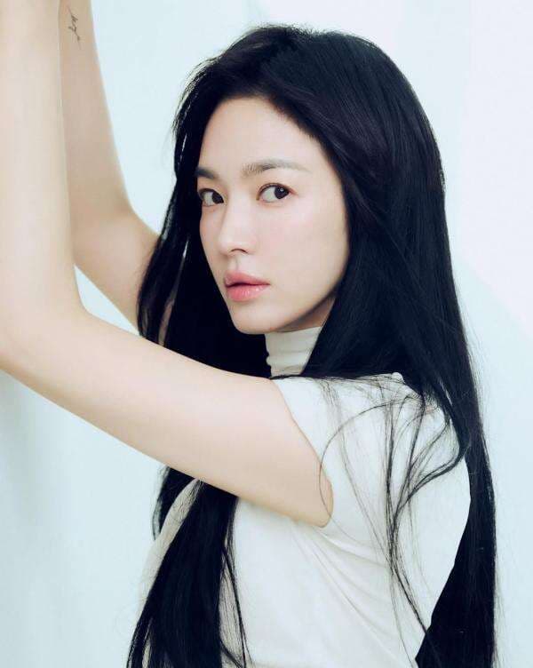 4 Rahasia Awet Muda Song Hye-kyo di Usia 43 Tahun 4 Rahasia Awet Muda Song Hye-kyo di Usia 43 Tahun