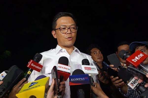 Pastikan Prabowo Tak Pernah Berencana ke Israel, Menlu Sugiono: Buktinya Kita Pulang Hari Ini Pastikan Prabowo Tak Pernah Berencana ke Israel, Menlu Sugiono: Buktinya Kita Pulang Hari Ini