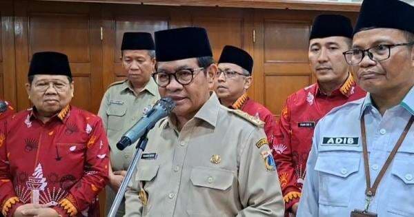 Pramono Kaji Ulang Subsidi Transportasi Umum Imbas Dana Transfer Dipangkas Rp15 Triliun Pramono Kaji Ulang Subsidi Transportasi Umum Imbas Dana Transfer Dipangkas Rp15 Triliun