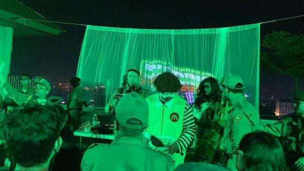 Seru, 1.000 Orang Hadiri Event Helloween Riding Merinding di Pasar Baru Trade Center Bandung Seru, 1.000 Orang Hadiri Event Helloween Riding Merinding di Pasar Baru Trade Center Bandung