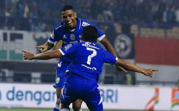Dramatis! Persib Bandung Jungkalkan Selangor FC 3-2, Adam Alis jadi Pembeda! Dramatis! Persib Bandung Jungkalkan Selangor FC 3-2, Adam Alis jadi Pembeda!