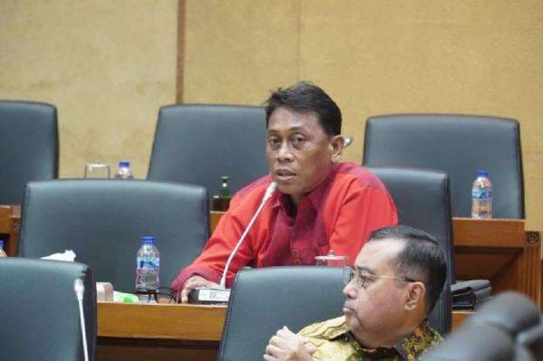 DPR Desak Kemensos Kaji Ulang Anggaran Kebencanaan 2026 yang Menyusut Drastis DPR Desak Kemensos Kaji Ulang Anggaran Kebencanaan 2026 yang Menyusut Drastis