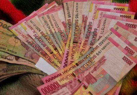 Rupiah Sore Ini Berakhir Melemah ke Rp18.187 per USD Rupiah Sore Ini Berakhir Melemah ke Rp18.187 per USD