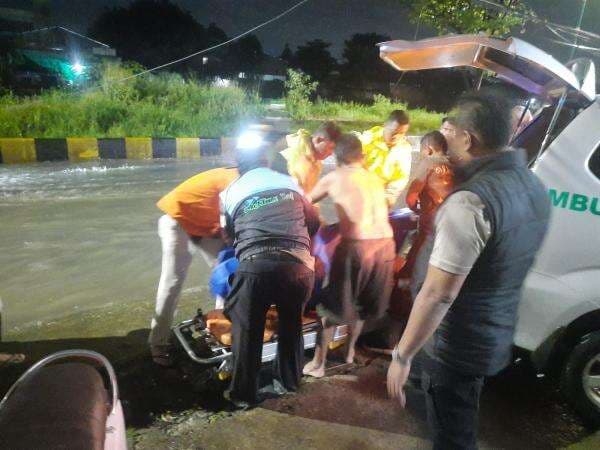 Diduga Hilang Kendali di Jalan Tergenang, Pemotor Tewas di Cikarang Barat Diduga Hilang Kendali di Jalan Tergenang, Pemotor Tewas di Cikarang Barat