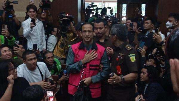 Jaksa Bongkar Kalimat Nadiem Muluskan Pengadaan Chromebook: You Must Trust the Giant! Jaksa Bongkar Kalimat Nadiem Muluskan Pengadaan Chromebook: You Must Trust the Giant!