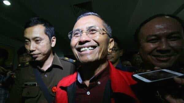 Mengejutkan! Dahlan Iskan Ditetapkan Tersangka oleh Polda Jatim, Ini Kasus yang Menjeratnya Mengejutkan! Dahlan Iskan Ditetapkan Tersangka oleh Polda Jatim, Ini Kasus yang Menjeratnya