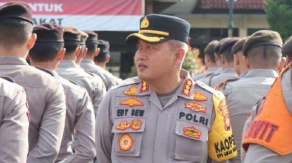 Copot Kombes Edy Setyanto, Ini Alasan Polri Tunjuk Dir Narkoba Jadi Plh Kapolresta Sleman Copot Kombes Edy Setyanto, Ini Alasan Polri Tunjuk Dir Narkoba Jadi Plh Kapolresta Sleman