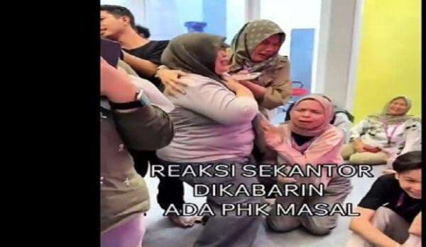 Viral Isak Tangis Karyawan Skincare Dapat Kabar PHK Massal, Ini Faktanya! Viral Isak Tangis Karyawan Skincare Dapat Kabar PHK Massal, Ini Faktanya!