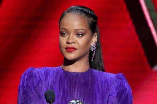 7 Artis Hollywood Kulit Hitam Tercantik, dari Beyonce hingga Rihanna 7 Artis Hollywood Kulit Hitam Tercantik, dari Beyonce hingga Rihanna