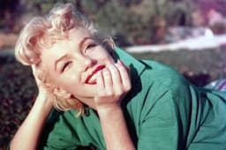 7 Artis Hollywood yang Punya Bibir Seksi, Marilyn Monroe Paling Sensual