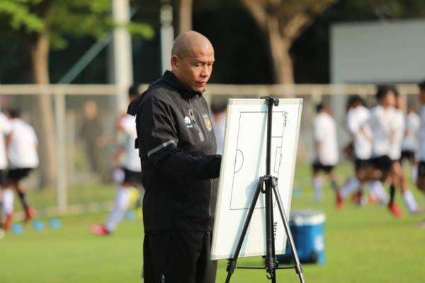 7 Pemain Keturunan Akan Dipanggil Awal Mei 2024 ke Timnas Indonesia U-16, Nova Arianto: Sudah Jalin Komunikasi 7 Pemain Keturunan Akan Dipanggil Awal Mei 2024 ke Timnas Indonesia U-16, Nova Arianto: Sudah Jalin Komunikasi