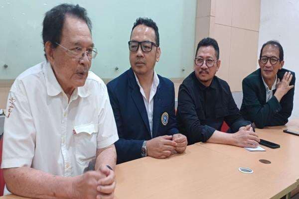 7 Perguruan Tinggi Suarakan Kolegium Dokter Indonesia Tak Diambil Alih Pemerintah 7 Perguruan Tinggi Suarakan Kolegium Dokter Indonesia Tak Diambil Alih Pemerintah