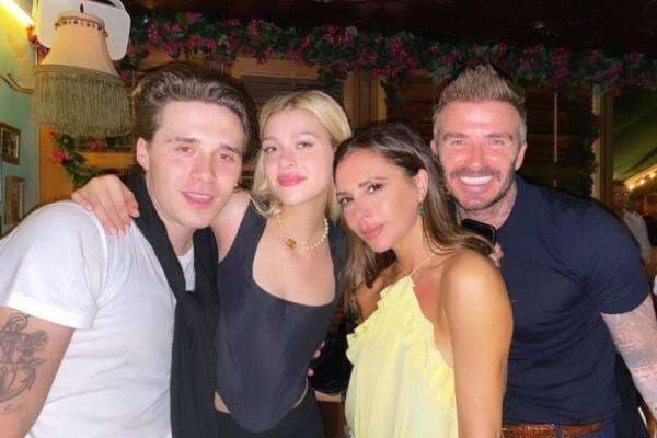 7 Perlakuan Keluarga Beckham Membuat Nicola Peltz Istri Brooklyn Sakit Hati 7 Perlakuan Keluarga Beckham Membuat Nicola Peltz Istri Brooklyn Sakit Hati