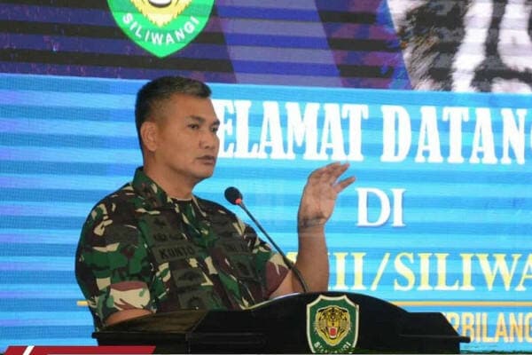 7 Perwira Tinggi TNI yang Batal Dimutasi, Salah Satunya Putra Try Sutrisno 7 Perwira Tinggi TNI yang Batal Dimutasi, Salah Satunya Putra Try Sutrisno