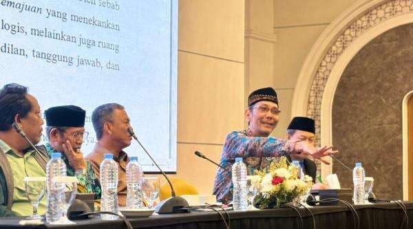 MUI Jakarta: Air Tidak Hanya Penuhi Kebutuhan Dasar, tapi Bermakna dalam Tradisi Agama dan Budaya MUI Jakarta: Air Tidak Hanya Penuhi Kebutuhan Dasar, tapi Bermakna dalam Tradisi Agama dan Budaya