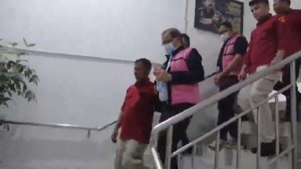 Kasus Dugaan Korupsi Rp133,4 Miliar, 2 Pejabat PT Inalum Ditahan Kejati Sumut Kasus Dugaan Korupsi Rp133,4 Miliar, 2 Pejabat PT Inalum Ditahan Kejati Sumut