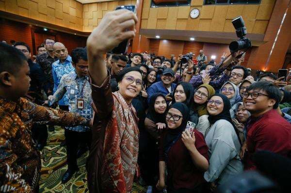 Adu Gaji Sri Mulyani sebagai Petinggi Bank Dunia vs Menkeu Indonesia, Bak Langit dan Bumi? Adu Gaji Sri Mulyani sebagai Petinggi Bank Dunia vs Menkeu Indonesia, Bak Langit dan Bumi?