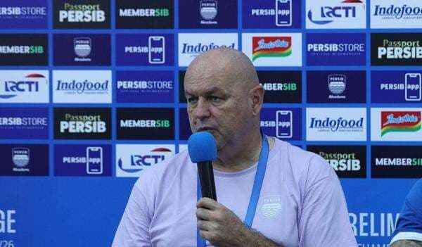 Start Persib Bandung Kurang Mulus di Super League 2025-2026, Bojan Hodak: Butuh Waktu! Start Persib Bandung Kurang Mulus di Super League 2025-2026, Bojan Hodak: Butuh Waktu!