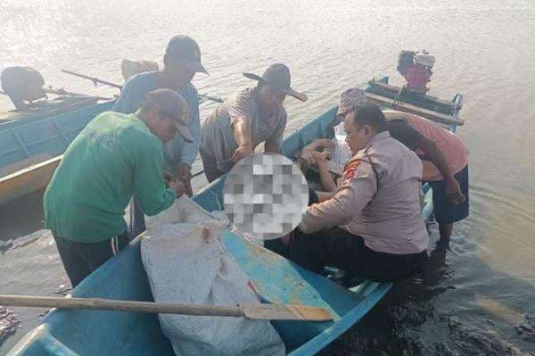 Tragis! 2 Pelajar Tewas Tenggelam di Waduk Gajah Mungkur Wonogiri saat Cari Ikan Tragis! 2 Pelajar Tewas Tenggelam di Waduk Gajah Mungkur Wonogiri saat Cari Ikan