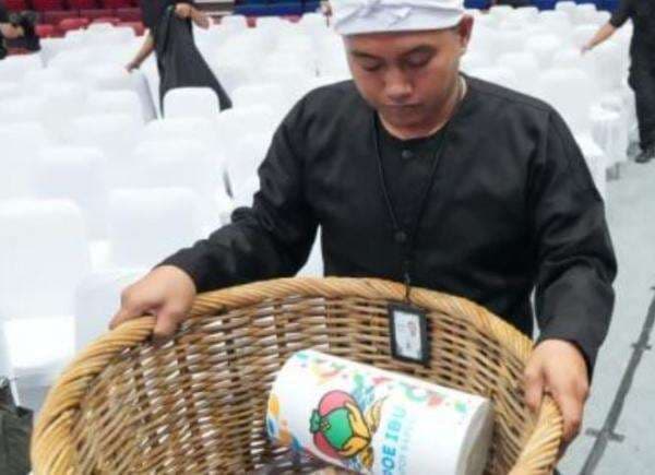 Warga Bandung Tolak Gerakan Rereongan Sapoe Sarebu: Kami Sudah Dibebani Pajak! Warga Bandung Tolak Gerakan Rereongan Sapoe Sarebu: Kami Sudah Dibebani Pajak!