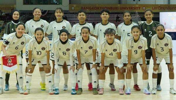 Timnas Futsal Putri Indonesia Raih Perak SEA Games 2025, Luis Estrela: Perasaan Kami Campur Aduk Timnas Futsal Putri Indonesia Raih Perak SEA Games 2025, Luis Estrela: Perasaan Kami Campur Aduk