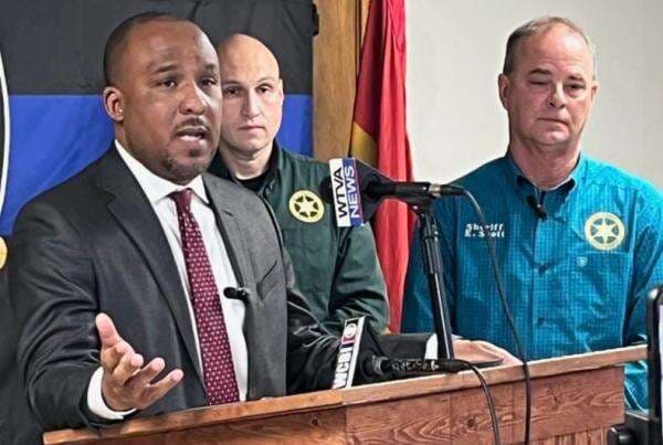 Sadis, Pria Ini Bunuh 6 Orang termasuk Anggota Keluarga dan Pendeta Sadis, Pria Ini Bunuh 6 Orang termasuk Anggota Keluarga dan Pendeta