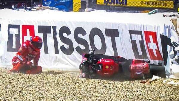 Pertarungan Sengit Kualifikasi MotoGP Ceko: Marquez Terjatuh Alami Kecelakaan! Pertarungan Sengit Kualifikasi MotoGP Ceko: Marquez Terjatuh Alami Kecelakaan!