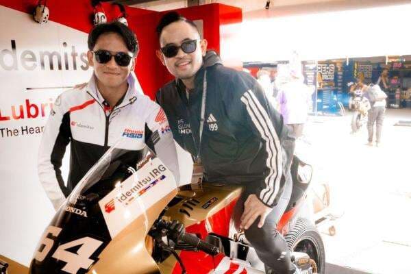 Gilang Juragan 99, Pebisnis Perawatan Wajah yang Kini Jadi Bos Balap Motor Gilang Juragan 99, Pebisnis Perawatan Wajah yang Kini Jadi Bos Balap Motor